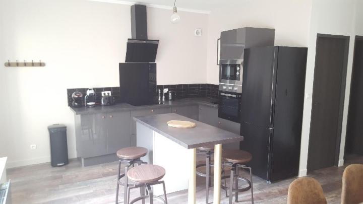 Appartement Spacieux Et Atypique Sedan Exteriér fotografie